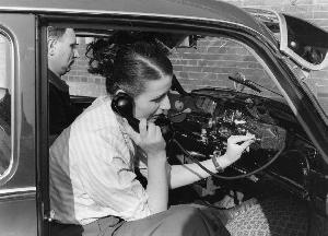 100 Jahre unterwegs telefonieren